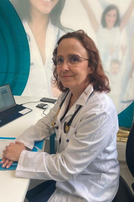 Dra. Carla Valente (OM:42180)